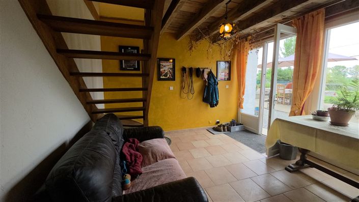 Image No.18-5 Bed House for sale