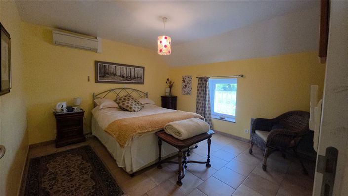 Image No.25-5 Bed House for sale