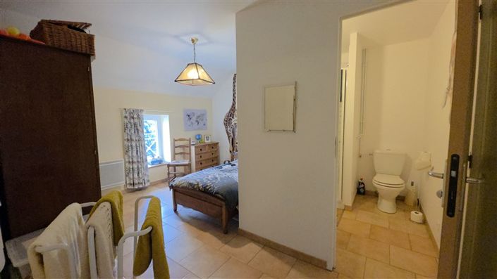 Image No.24-5 Bed House for sale