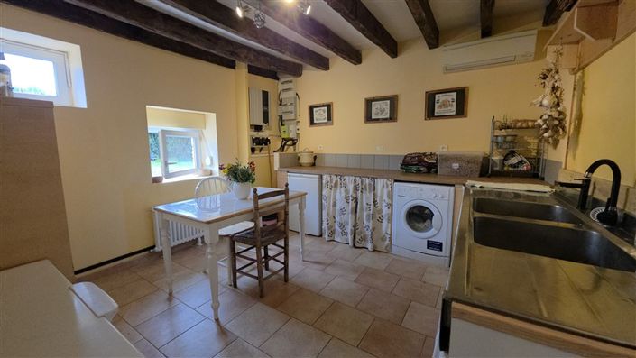 Image No.3-5 Bed House for sale