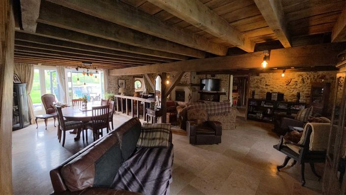 Image No.14-5 Bed House for sale