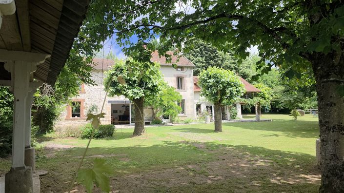 Image No.6-4 Bed Property for sale