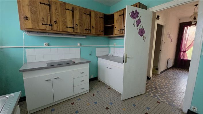 Image No.8-3 Bed House for sale