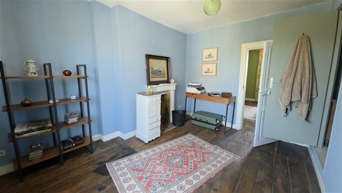 Image No.8-2 Bed House for sale