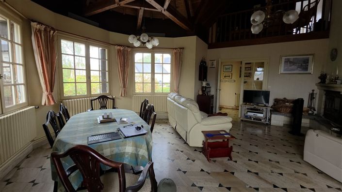 Image No.3-6 Bed Property for sale