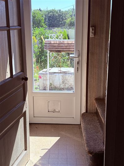Image No.25-3 Bed House for sale