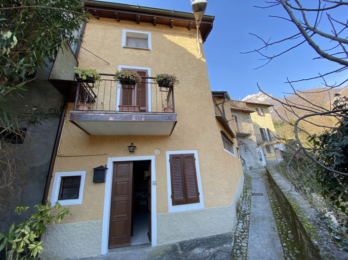 Image No.15-2 Bed Semi-Detached for sale