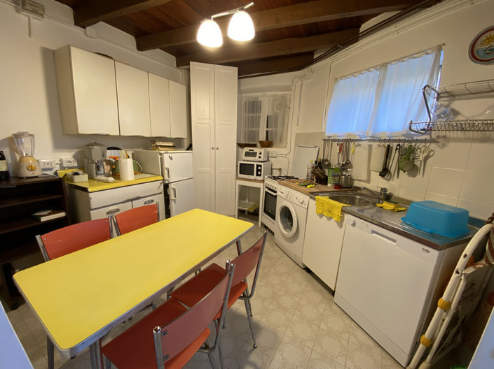 Image No.6-2 Bed Semi-Detached for sale