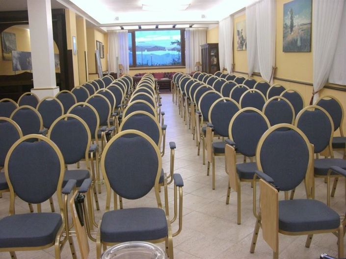 Image No.13-45 Bed Commercial for sale
