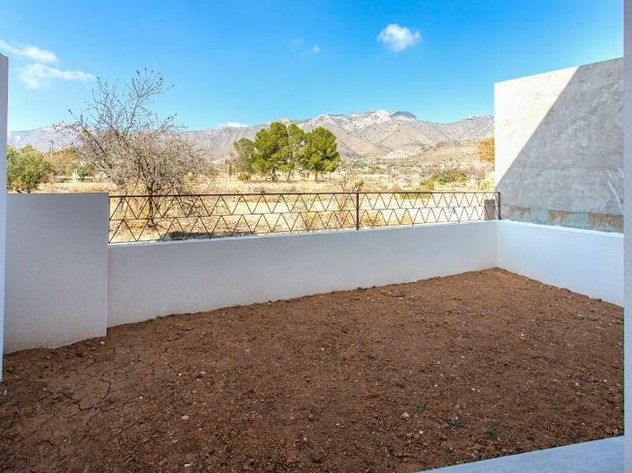 Image No.13-3 Bed Apartment for sale