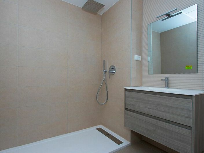 Image No.3-3 Bed Villa for sale