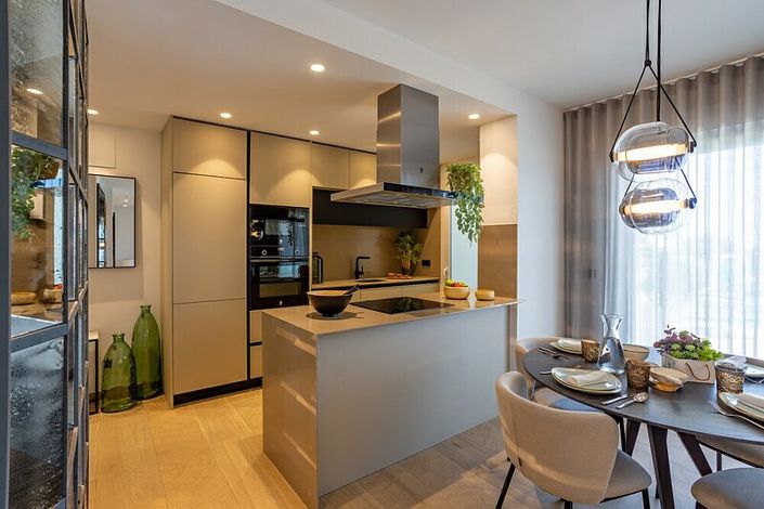 Image No.4-3 Bed Apartment for sale