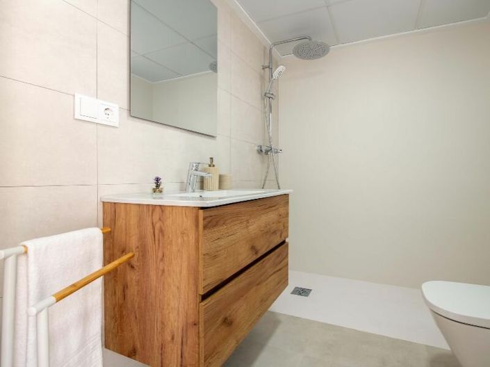 Image No.12-3 Bed Bungalow for sale