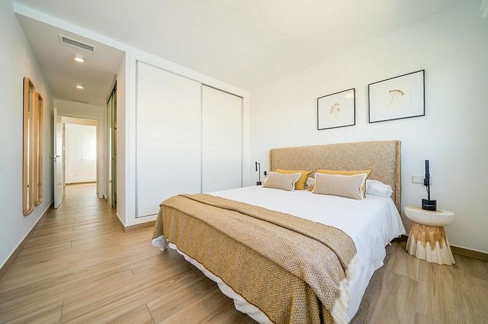 Image No.6-2 Bed Villa for sale