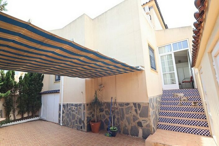 Image No.16-Villa for sale