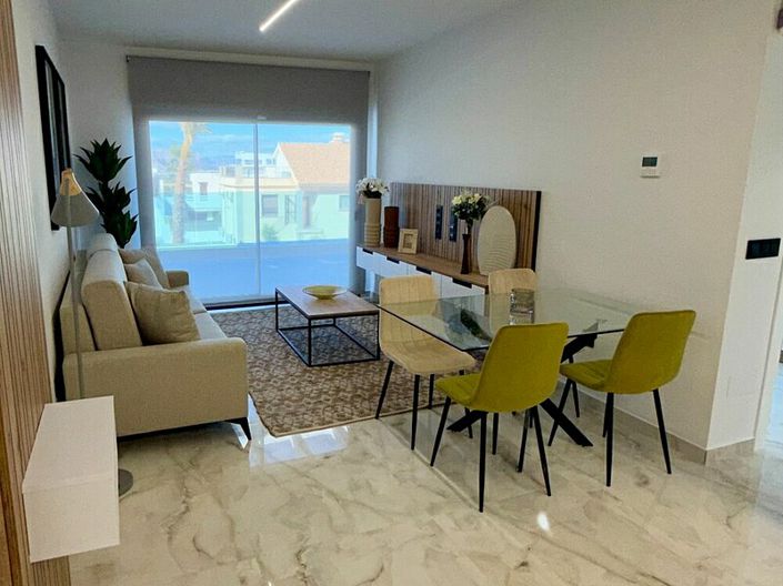 Image No.4-2 Bed Apartment for sale