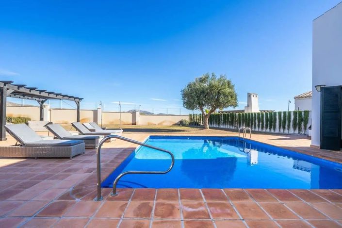 Image No.7-5 Bed Villa for sale
