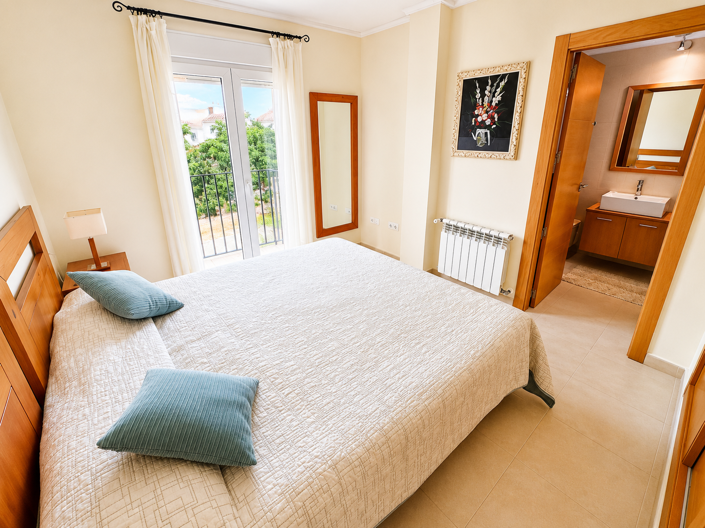 Image No.14-2 Bed Apartment for sale