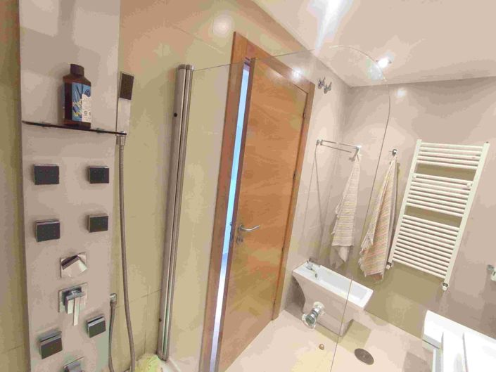Image No.12-2 Bed Apartment for sale