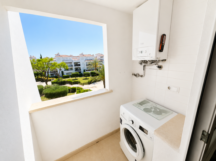 Image No.8-2 Bed Apartment for sale
