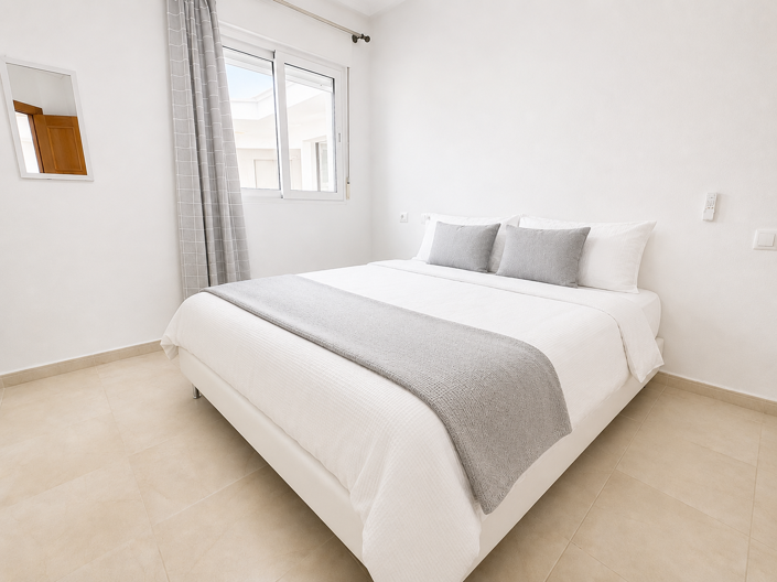 Image No.11-2 Bed Apartment for sale