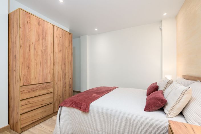 Image No.20-2 Bed Apartment for sale
