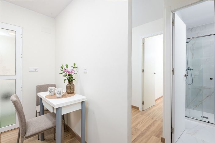 Image No.21-2 Bed Apartment for sale