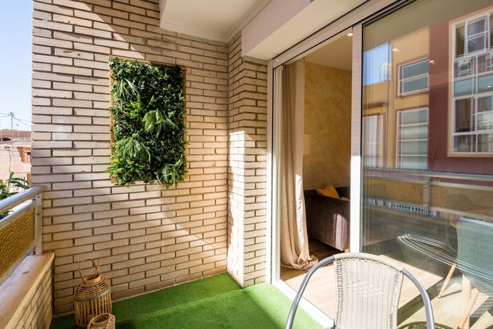 Image No.23-2 Bed Apartment for sale