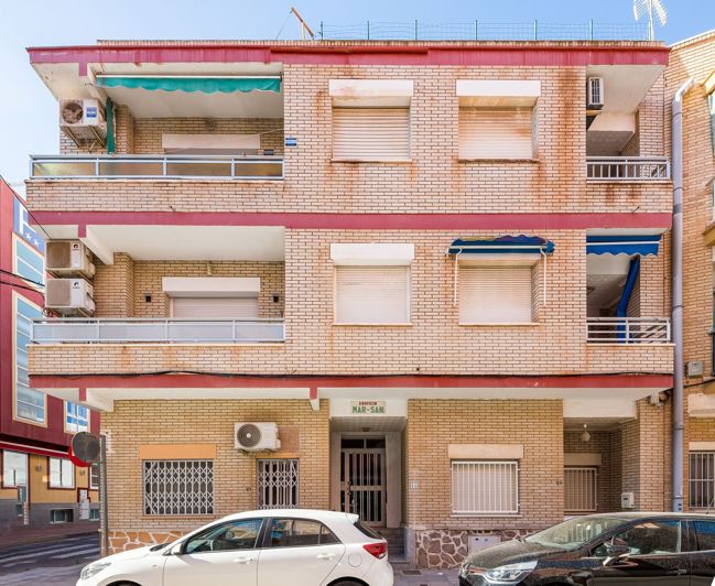 Image No.26-2 Bed Apartment for sale