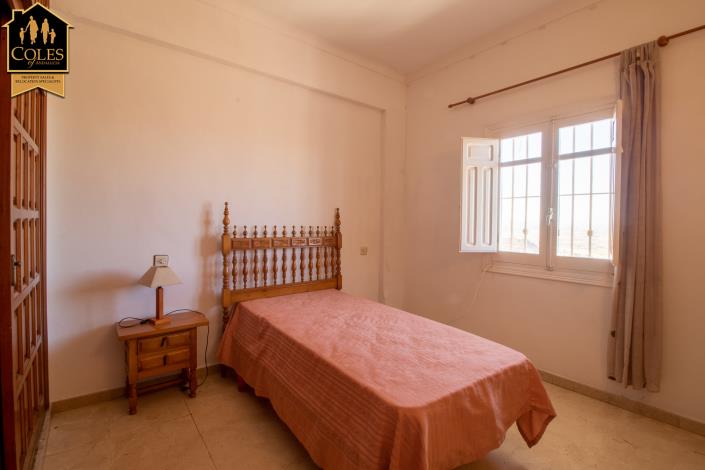 Image No.17-3 Bed Apartment for sale