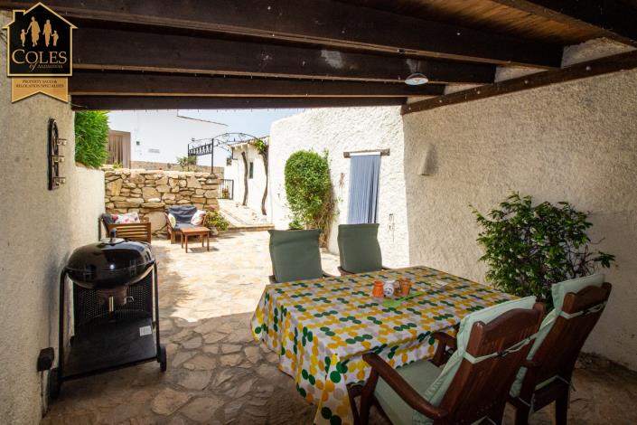 Image No.13-8 Bed Cortijo for sale