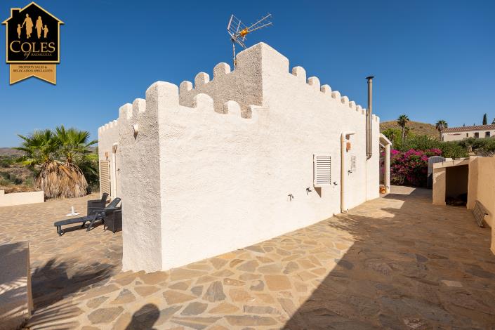 Image No.7-2 Bed Villa for sale