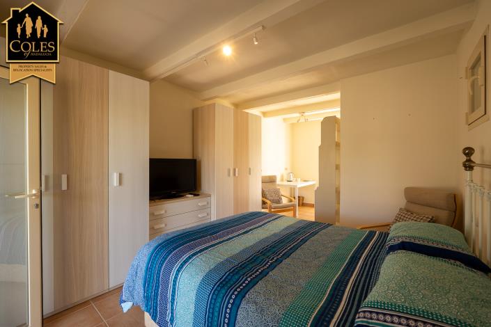 Image No.27-2 Bed Villa for sale