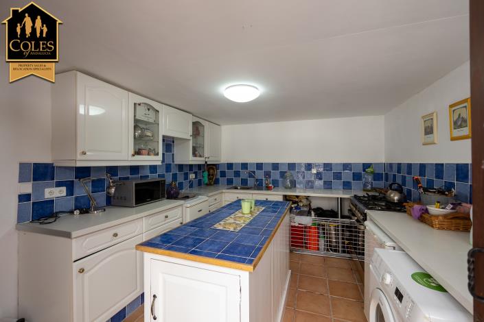 Image No.29-4 Bed Cortijo for sale