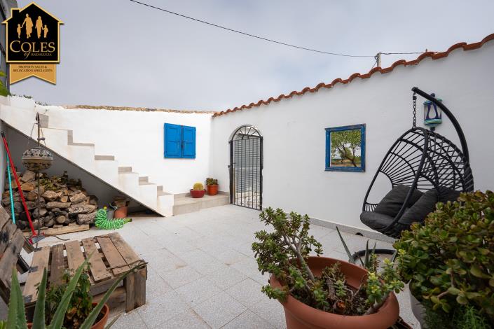 Image No.35-4 Bed Cortijo for sale
