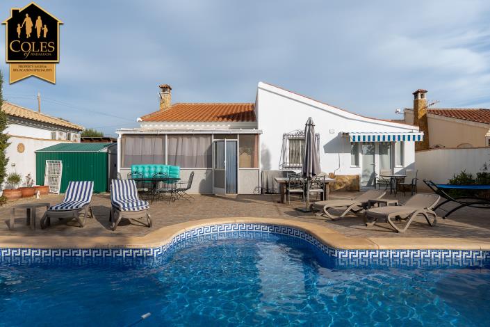 Image No.4-2 Bed Villa / Detached for sale