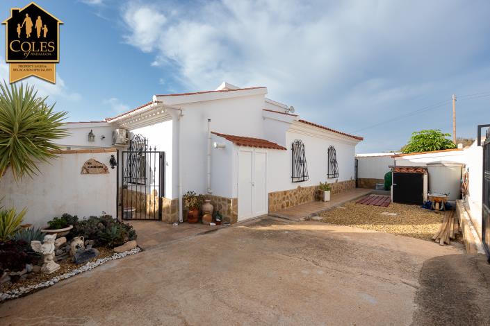Image No.6-2 Bed Villa / Detached for sale