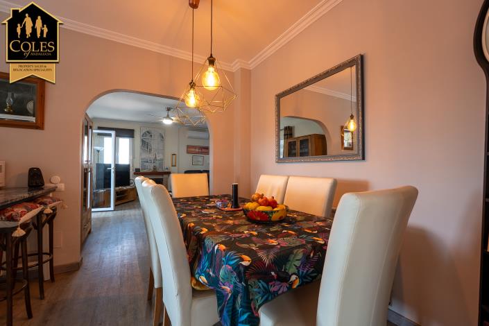Image No.12-2 Bed Villa / Detached for sale
