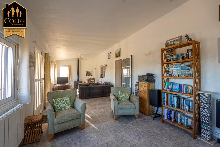 Image No.25-3 Bed Cortijo for sale