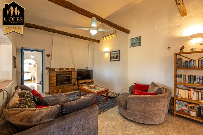 Image No.26-3 Bed Cortijo for sale