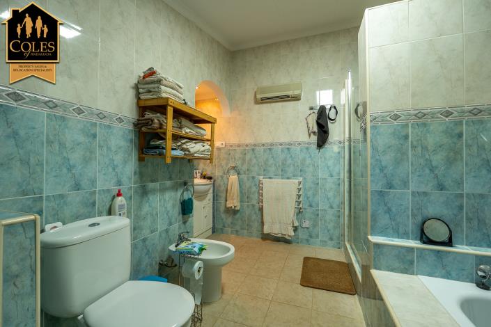 Image No.35-3 Bed Cortijo for sale