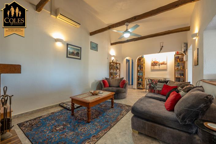 Image No.37-3 Bed Cortijo for sale