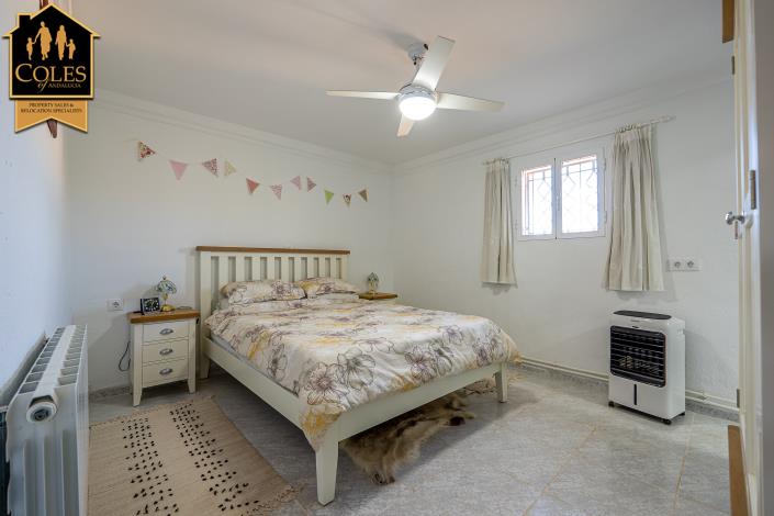 Image No.39-3 Bed Cortijo for sale