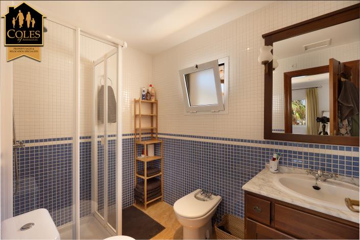 Image No.12-2 Bed Apartment for sale