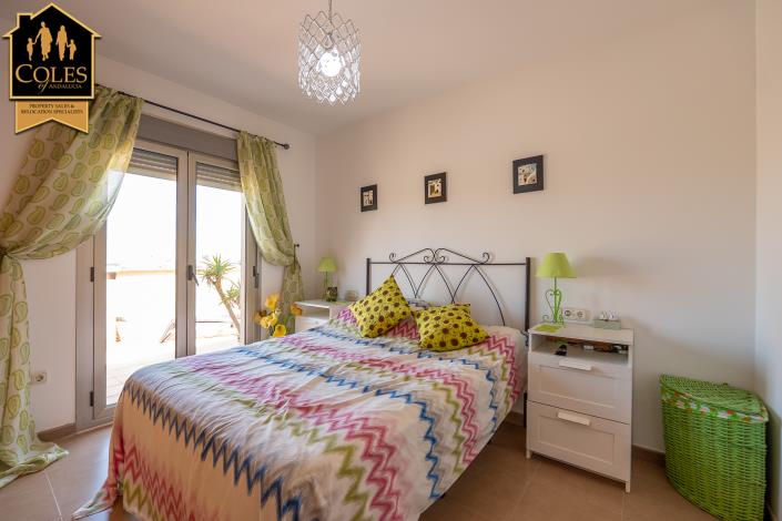 Image No.23-3 Bed Apartment for sale