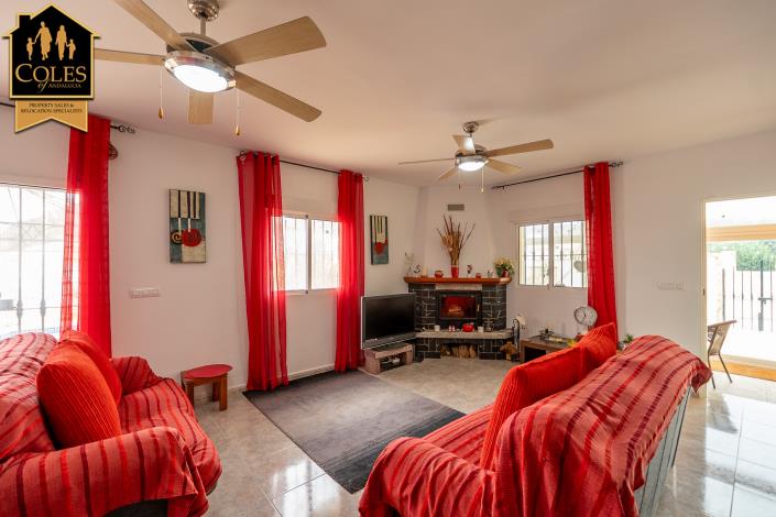 Image No.14-3 Bed Villa / Detached for sale