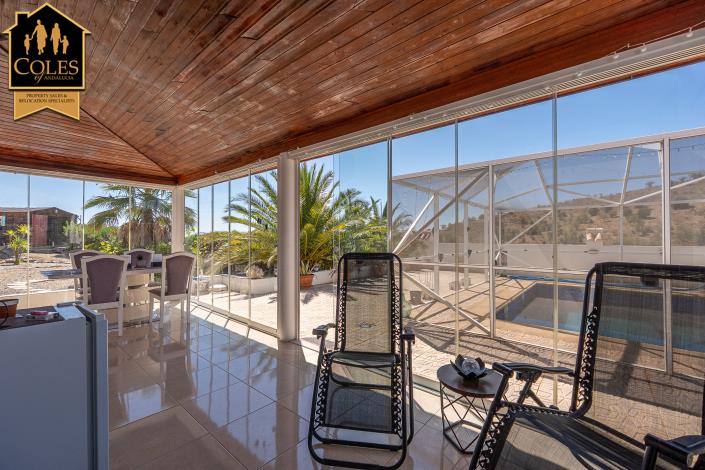 Image No.8-4 Bed Villa / Detached for sale