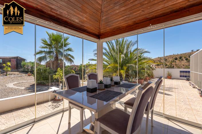 Image No.9-4 Bed Villa / Detached for sale