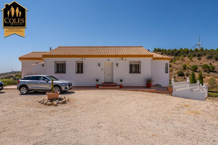 Image No.14-4 Bed Villa / Detached for sale