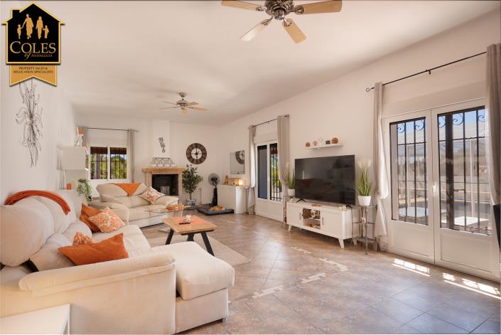 Image No.34-4 Bed Villa / Detached for sale